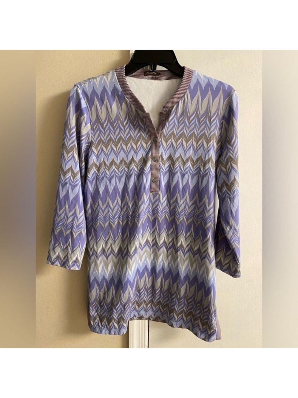 J. McLaughlin Zigzag Lavender and Cream Tunic small